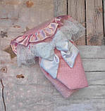 Шикарний демісезонний конверт-ковдра з мереживом на виписку, рожевий з вишивкою, фото 2