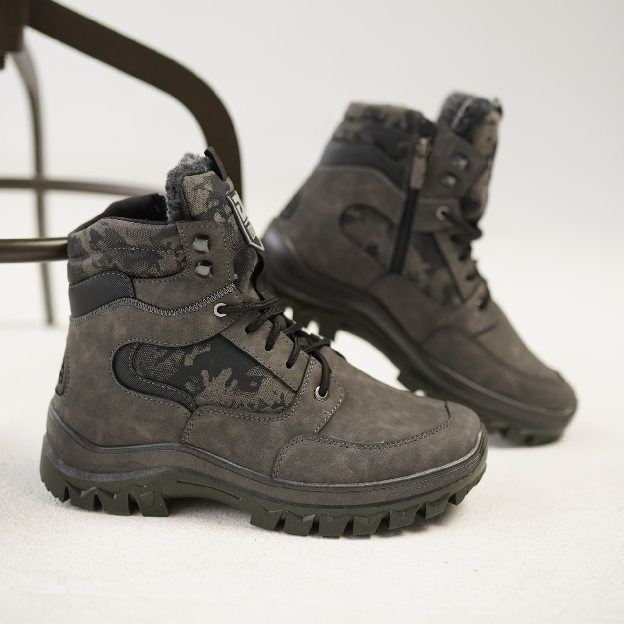 Чоловічі зимові черевики, якісні та зручні