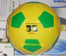 М'яч для футболу, з логотипом World Class