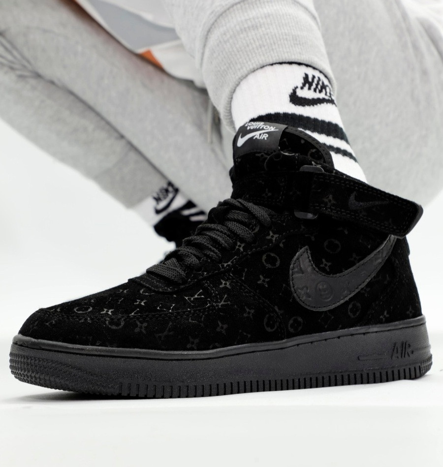 Чоловічі кросівки Nike Air Force 1 LV High високі осінь весна замшеві чорні. Живо фото