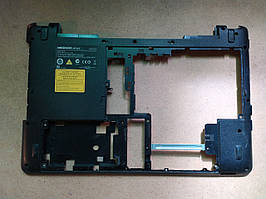 Medion Akoya E6416 Корпус D (нижня частина корпусу) бу