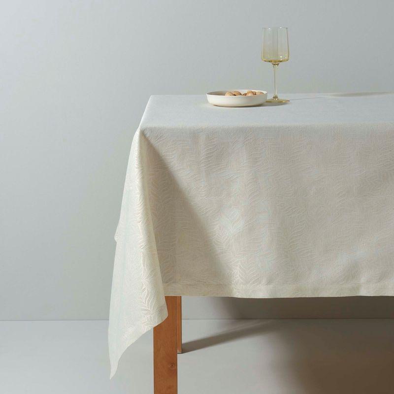 Святкова скатертина на стіл Linens біла 150x220 см. 156152