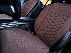 Накидки RINNEKO в салоні автомобіля 15