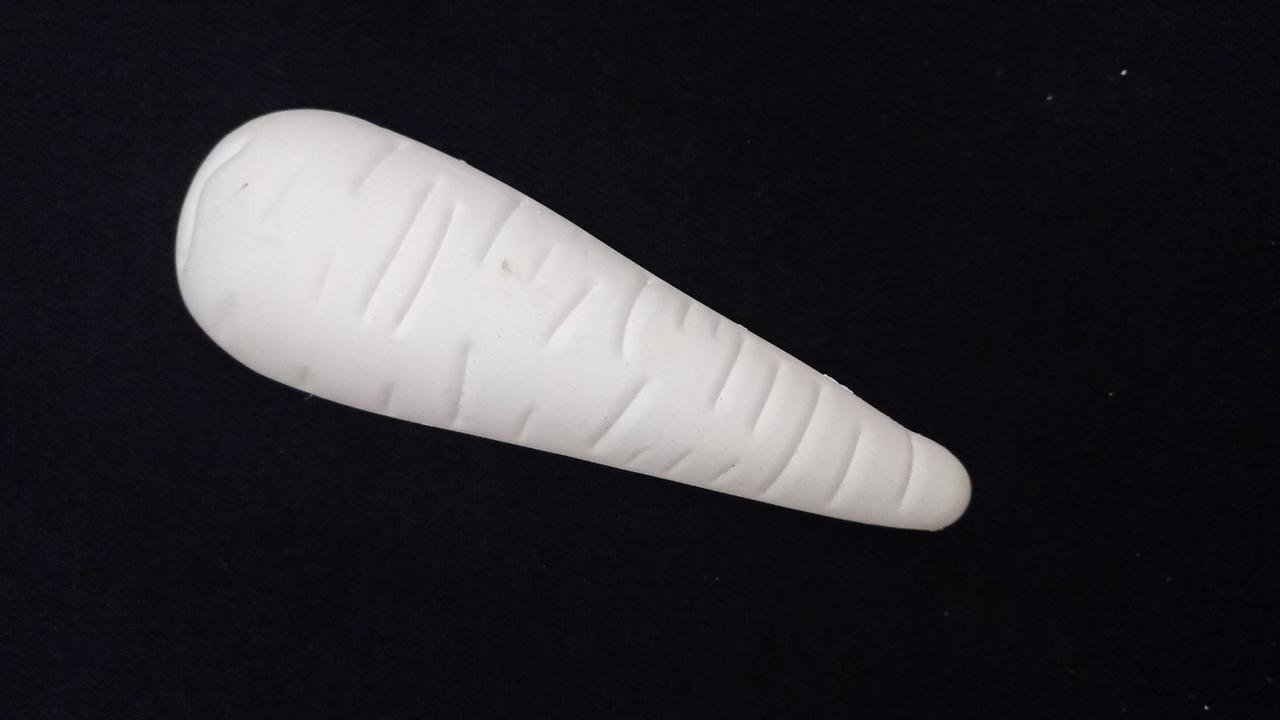 Гіпсова фігурка для фарбування з магнітом "Морква"