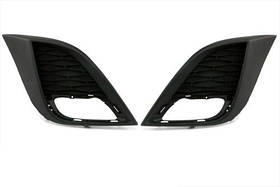 Mazda 3 2009-2011 Решітки решітка в бампер передній ліва права Нові Оригінал