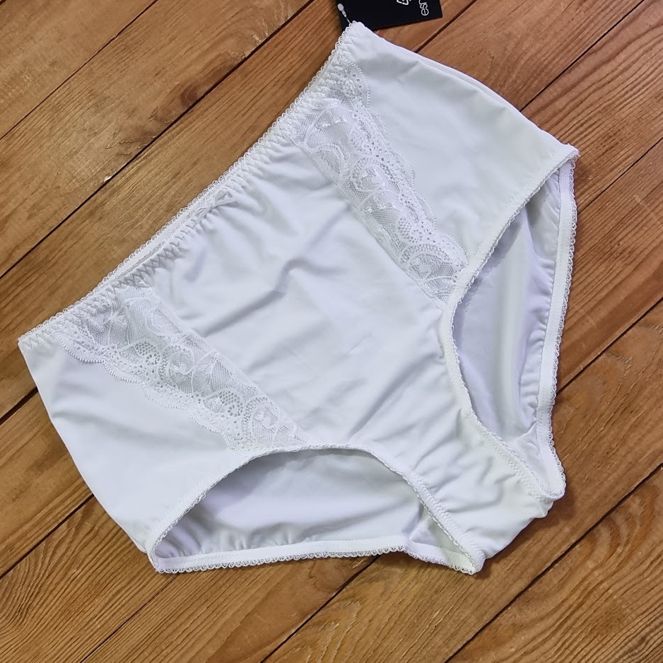 Батальні жіночі трусики, розмір XL/XXL, колір білий