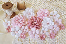 Набір квітів рожево-білі