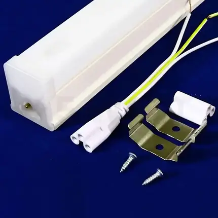 Світильник лінійний світлодіодний Т8 10 Вт 600 мм 6500 K, фото 2