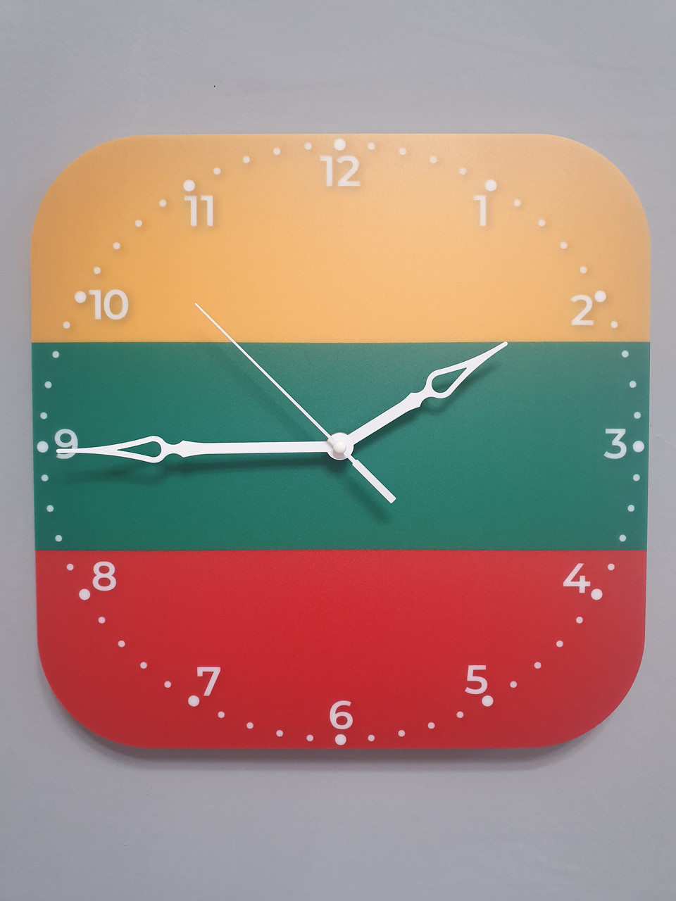 Настінний годинник прапор Литви, подарунок литовцю, литовський декор