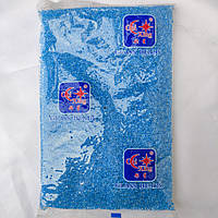 Бісер дрібний прозорий з блакитною серединкою