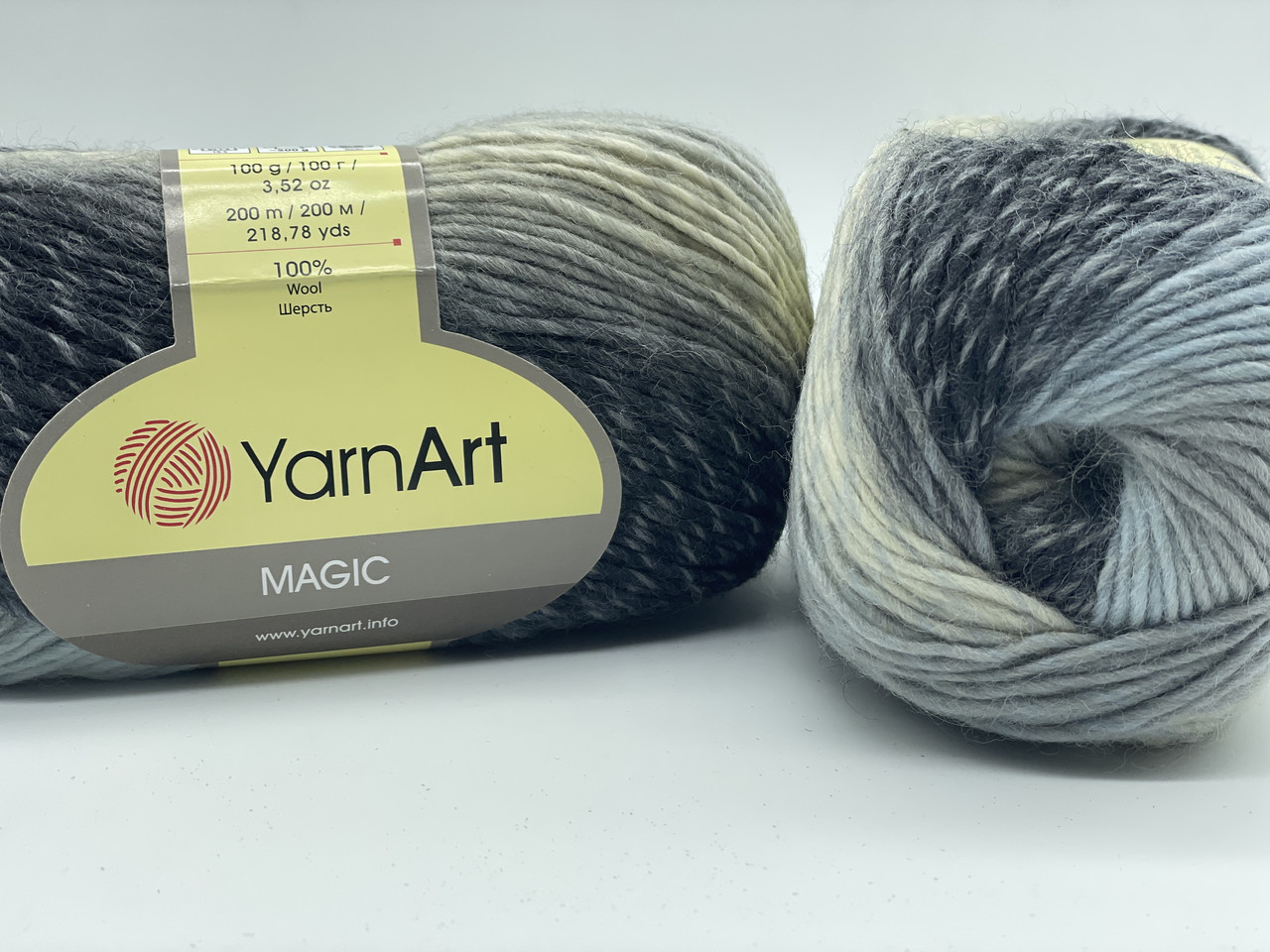 Magic Yarnart-122