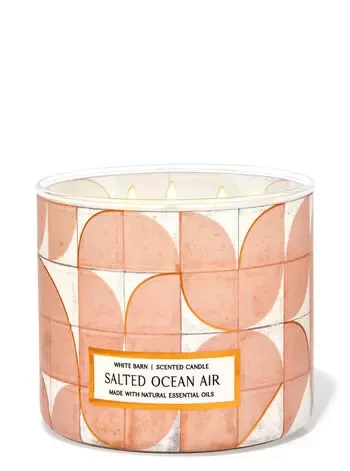 Ароматизована свічка Salted Ocean Air White Barn