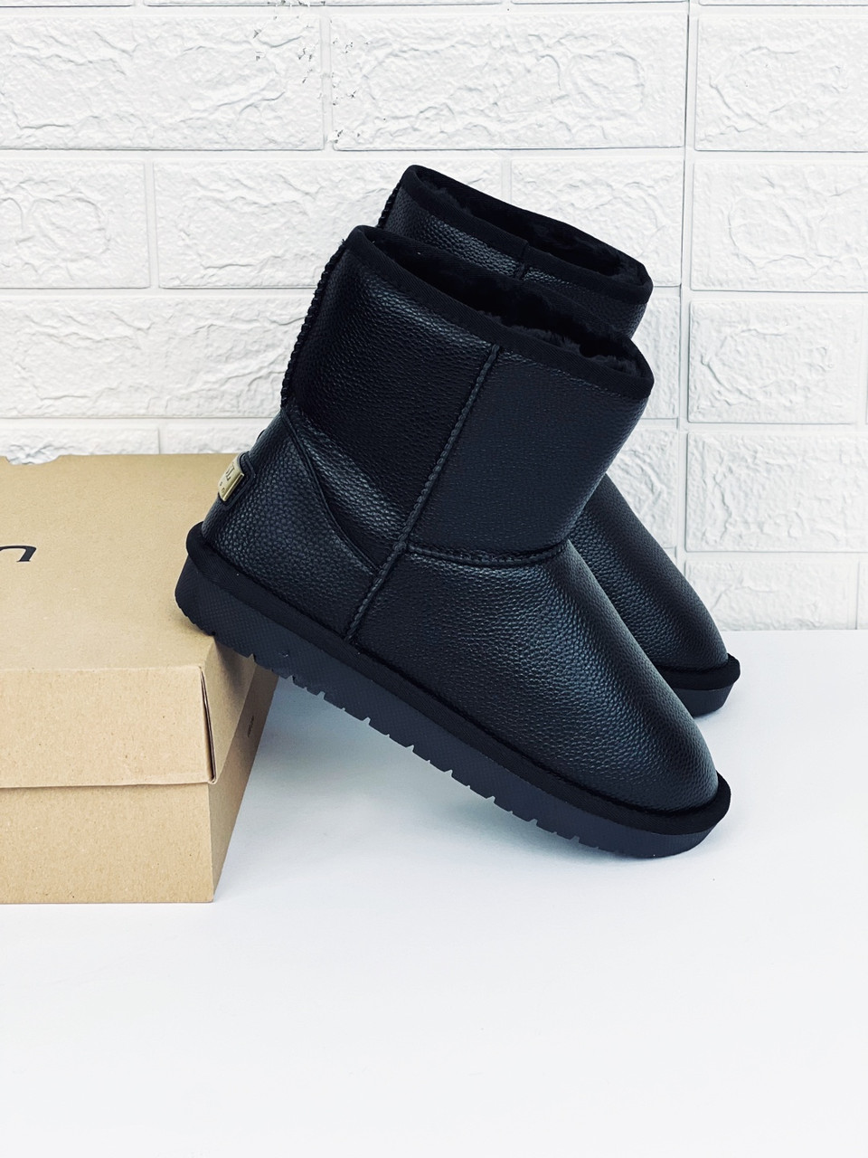 Mini ugg leather bigl.ua