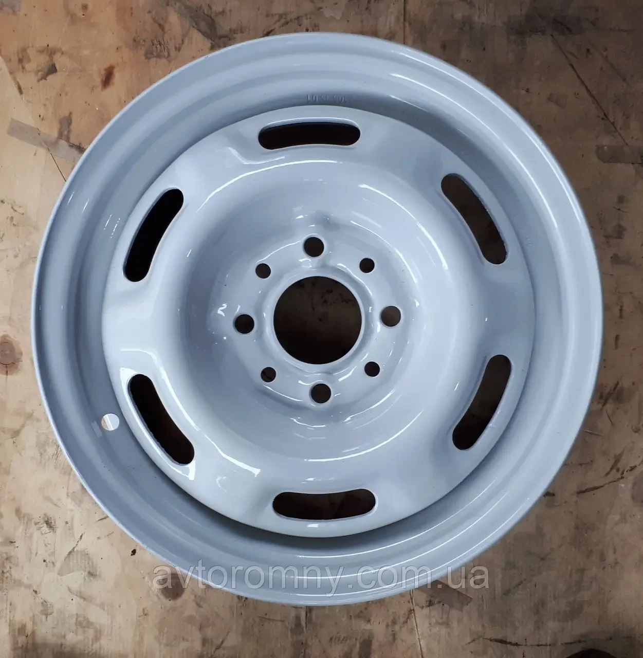 Диск колісний ВАЗ 2108 2109 2110 R13 5.0x13 / 4x98 ET40 DIA58.6 2108-3101015-03 білий КрКЗ