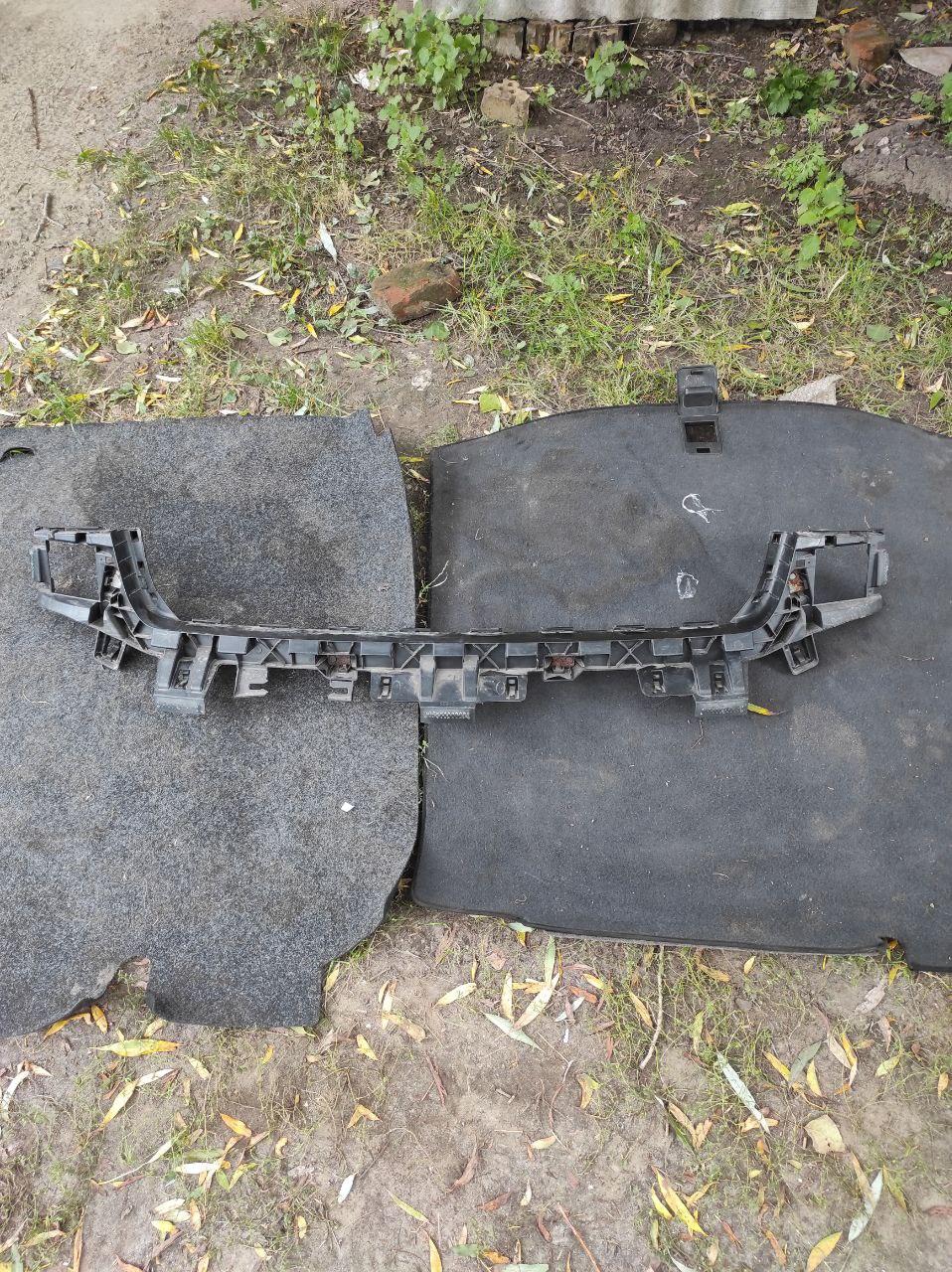 Кронштейн заднього бамперу ауді а3, фото 1