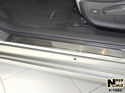 Накладки на пороги Toyota Avensis III з 2009-2015 (Premium)