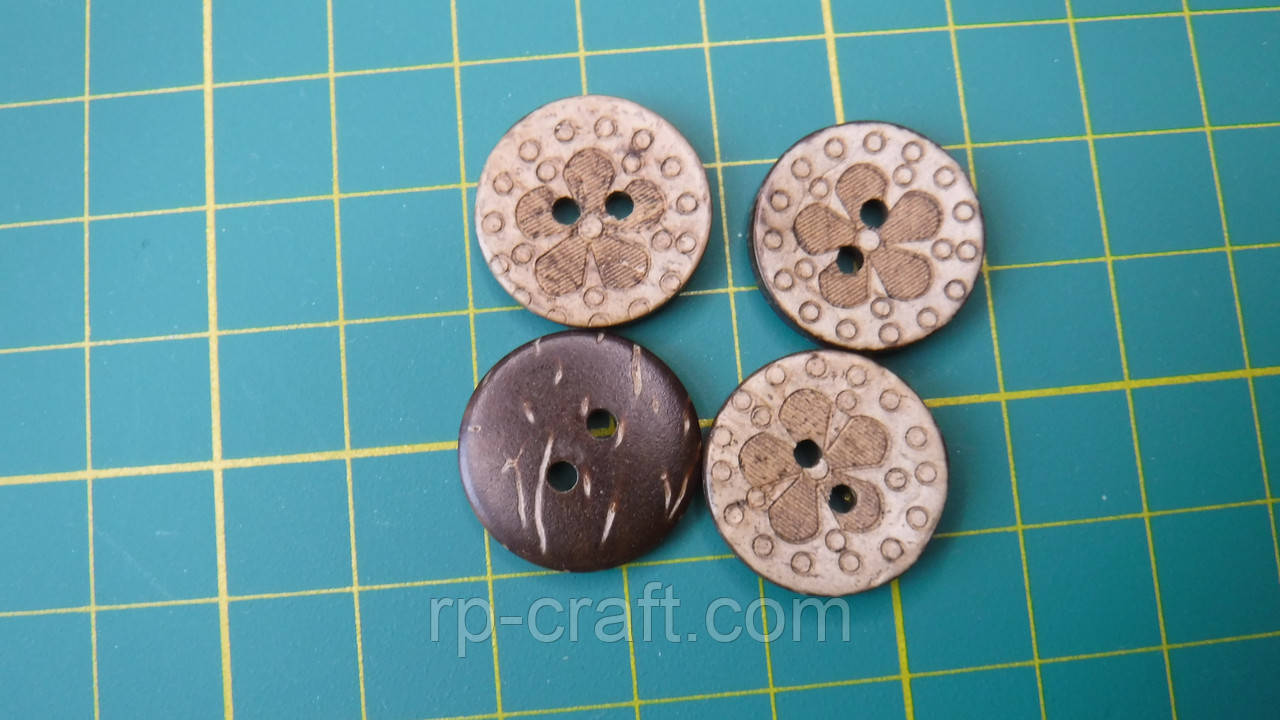 Ґудзик із шкаралупи кокосового горіха. Квітка, 18 мм, фото 1