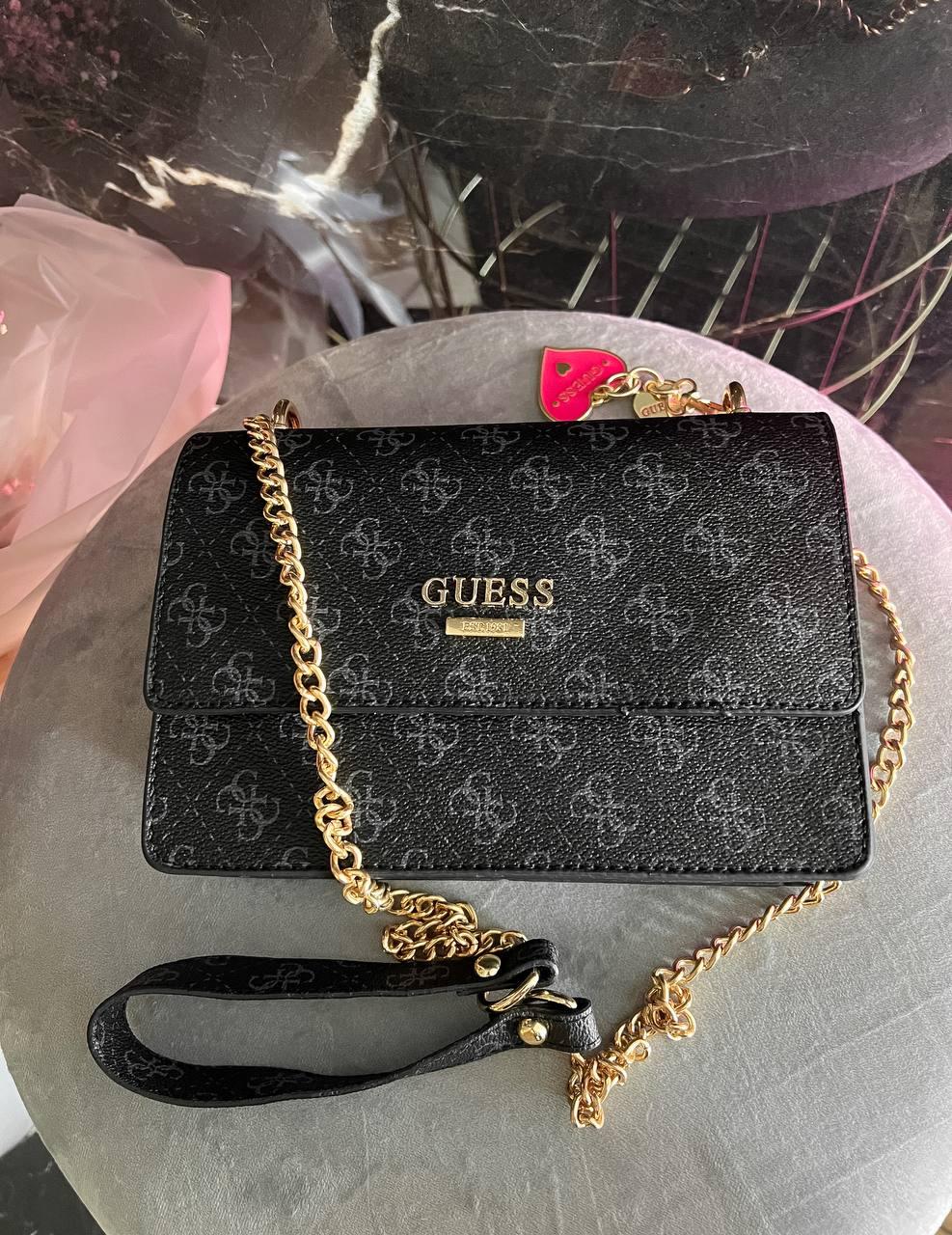 Жіноча сумка Гесс чорна Guess Black