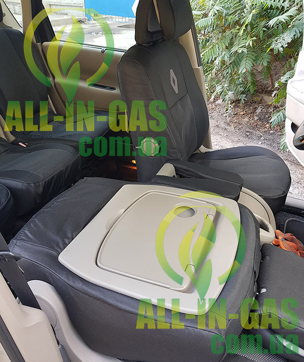 Чехлы на сиденья Renault Scenic II 2003-2009 / автомобильные чехлы на ...