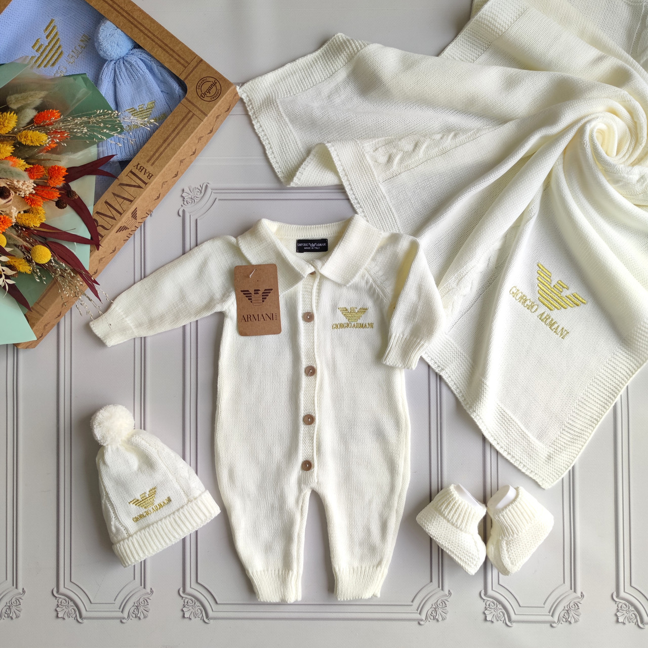 В’язаний набір на виписку, комплект для новонароджених Armani., фото 1