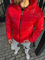 Красная мужская куртка спортивная с капюшоном демисезонная