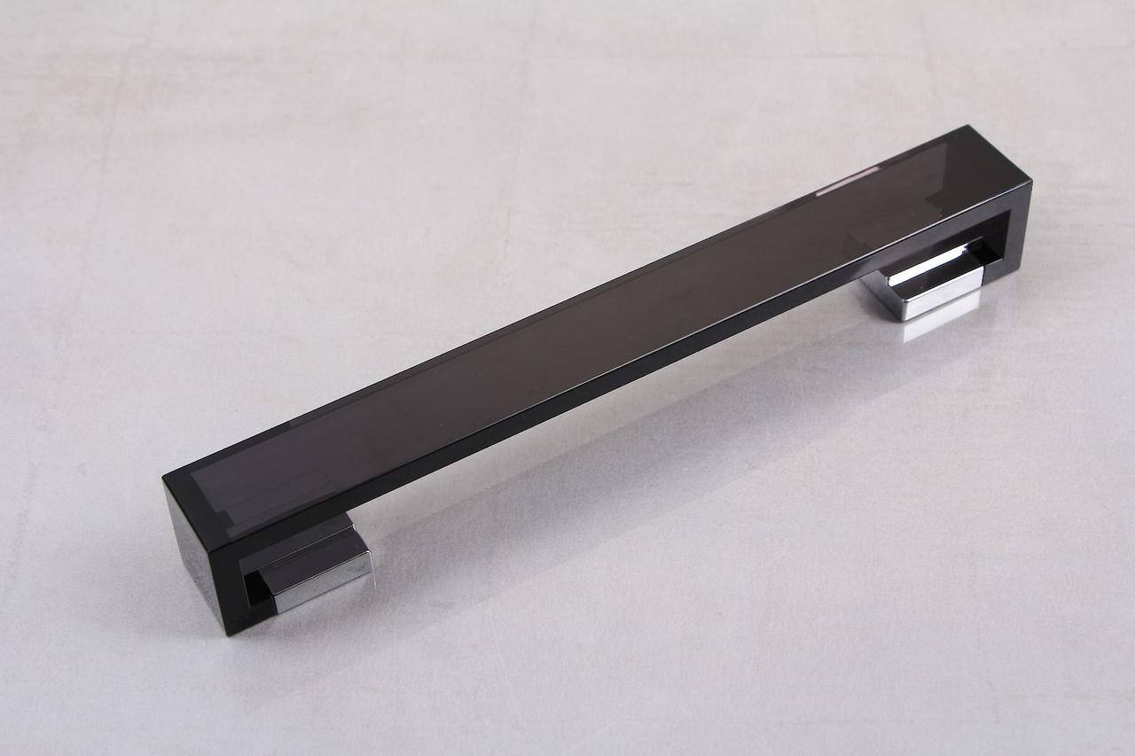 

Мебельная ручка Poliplast РП-32/160 акриловая черная