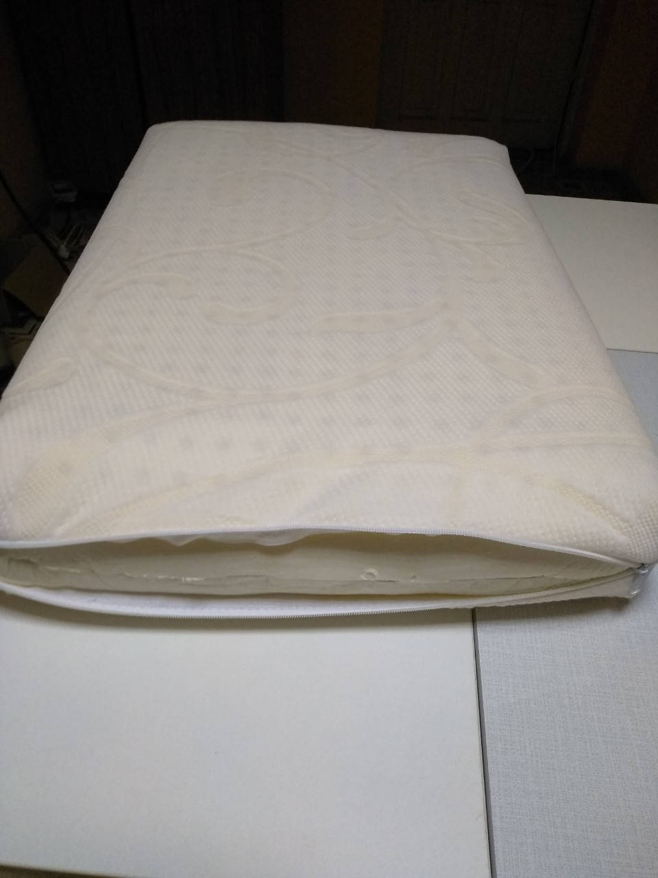 

Латексная подушка SoNLaB стандартная 50*70*12, Белый