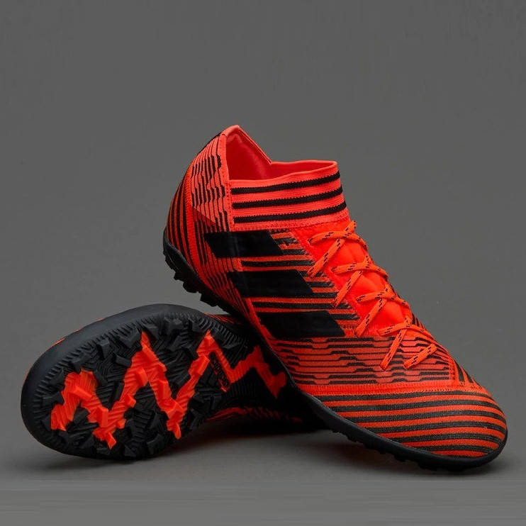 

Обувь для футбола сорокoножки Adidas Nemeziz Tango 17.3 TF EUR 42