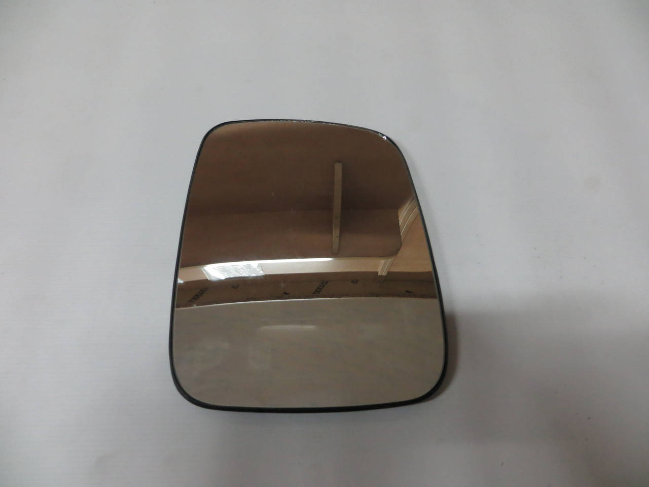 

Вкладыш зеркала правый (с подогревом) VW T4 (90-03)