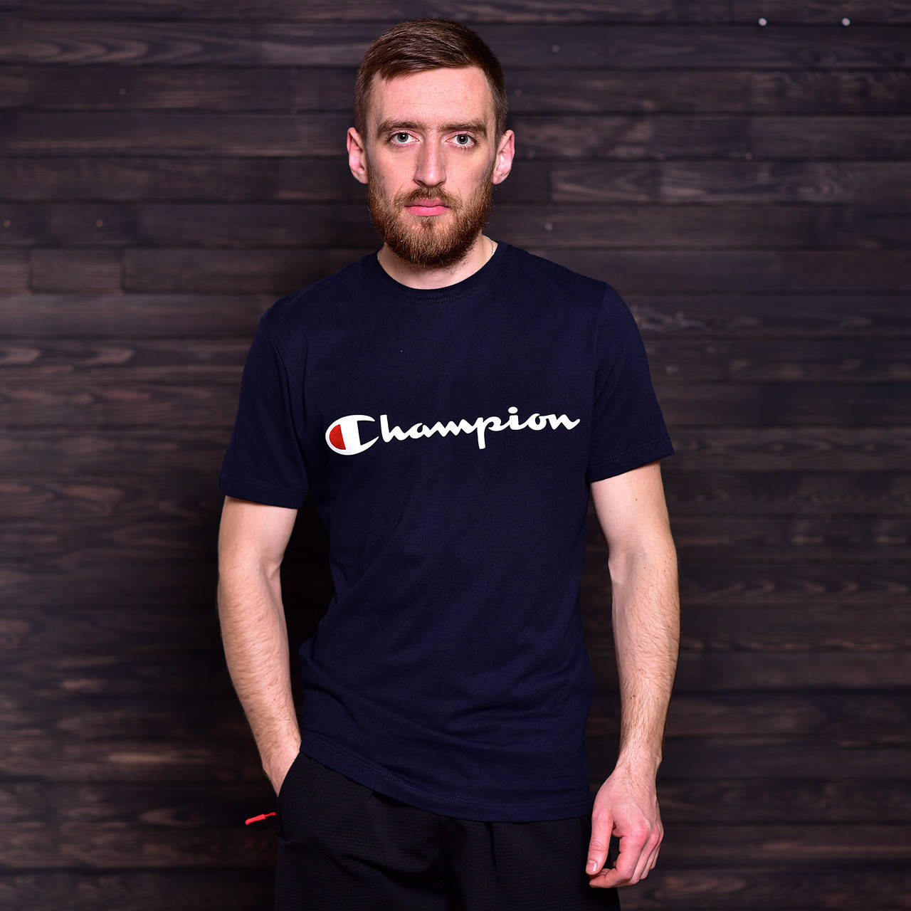 

Чоловіча спортивна футболка Champion, темно-синього кольору