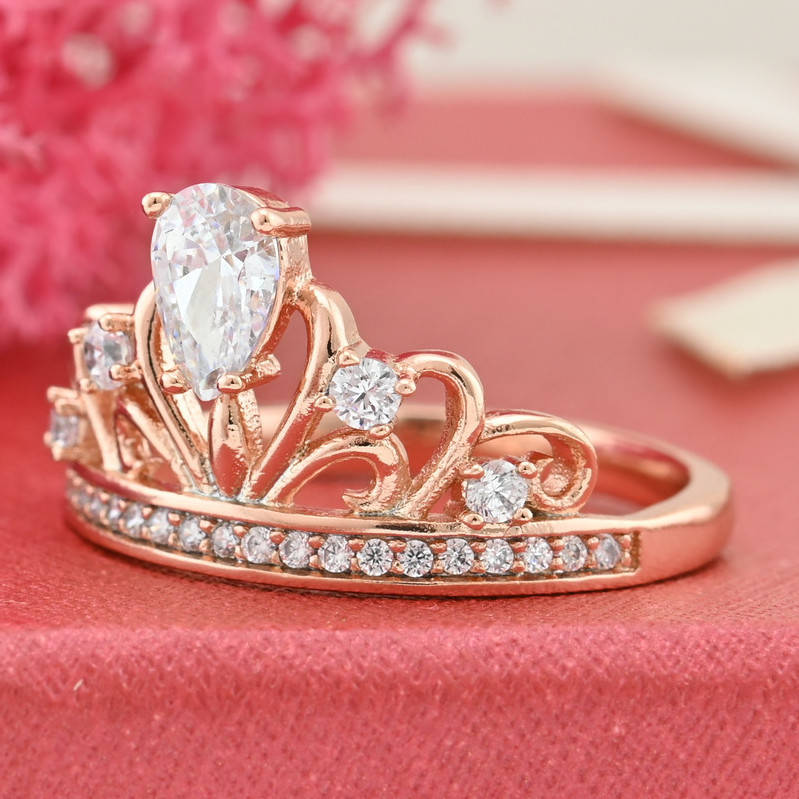 

Кольцо Xuping 15064 ширина 11 мм белые фианиты позолота РО размер 19