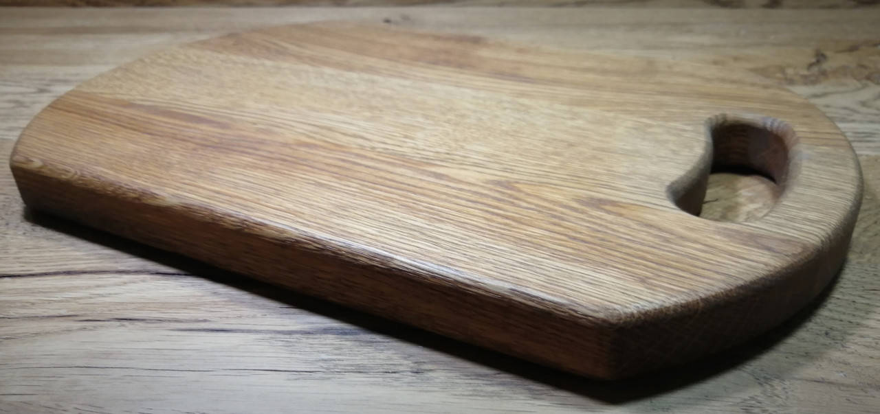 

Деревянная Доска разделочная с ручкой