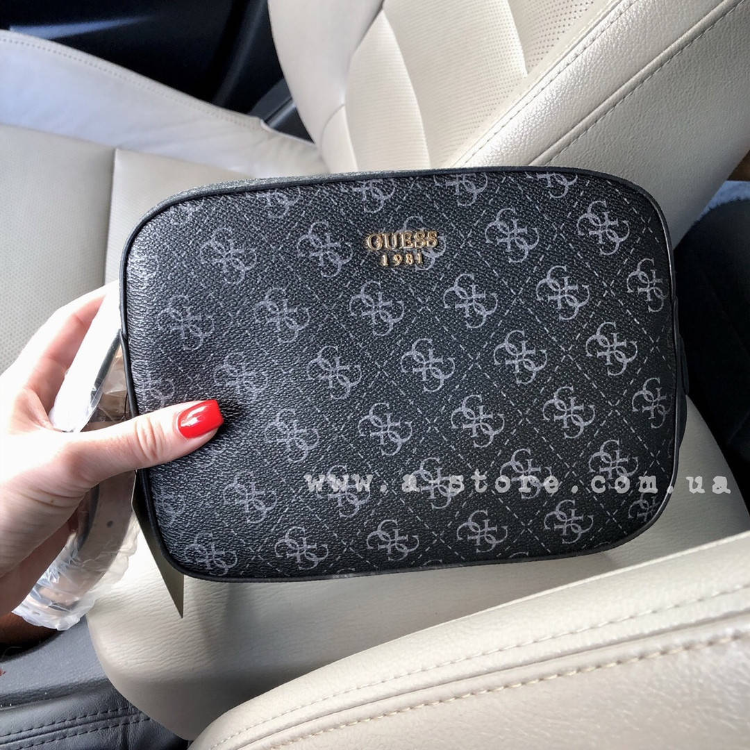 

Новинка. Сумка в стиле Guess монограм через плечо, Черный