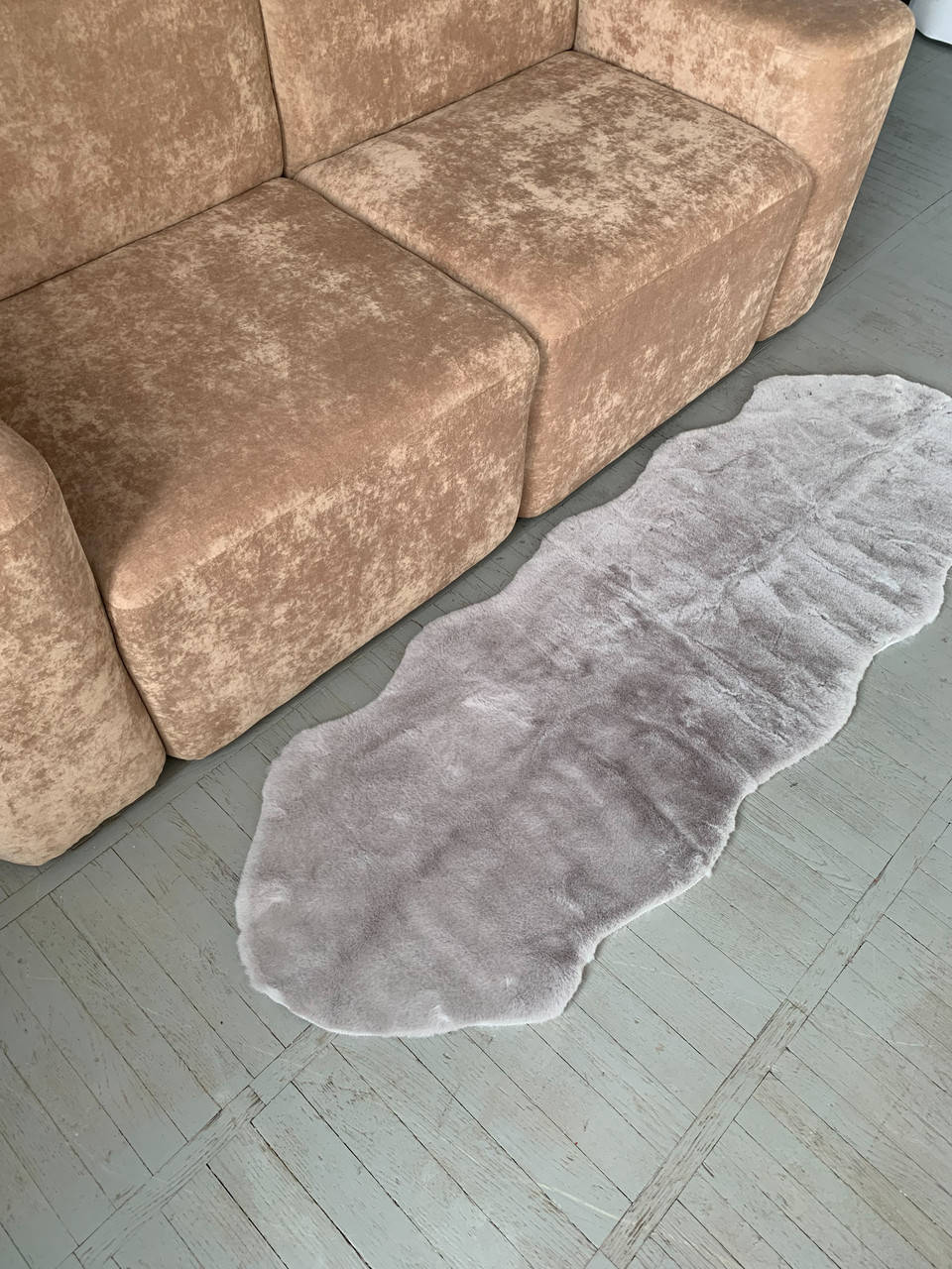 

Коврик из искусственного меха кролика 60-180 см Серый + бесплатная доставка