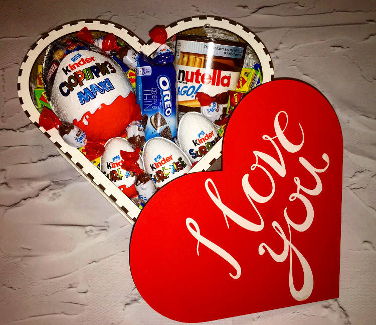 

Сладкий подарок с Nutella и Kinder для второй половинки