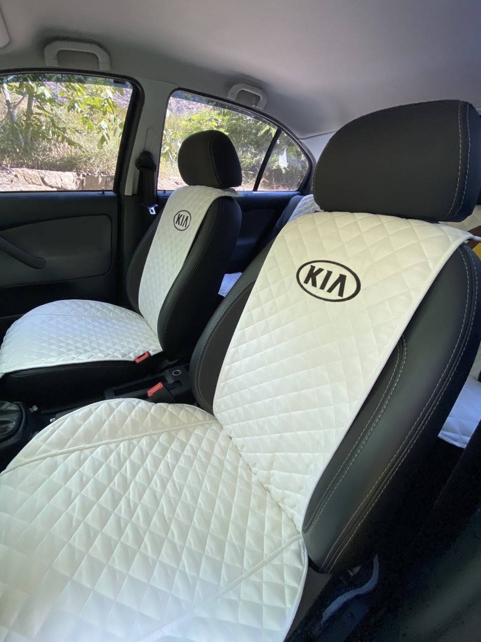 

Накидки на сиденья с логотипом KIA
