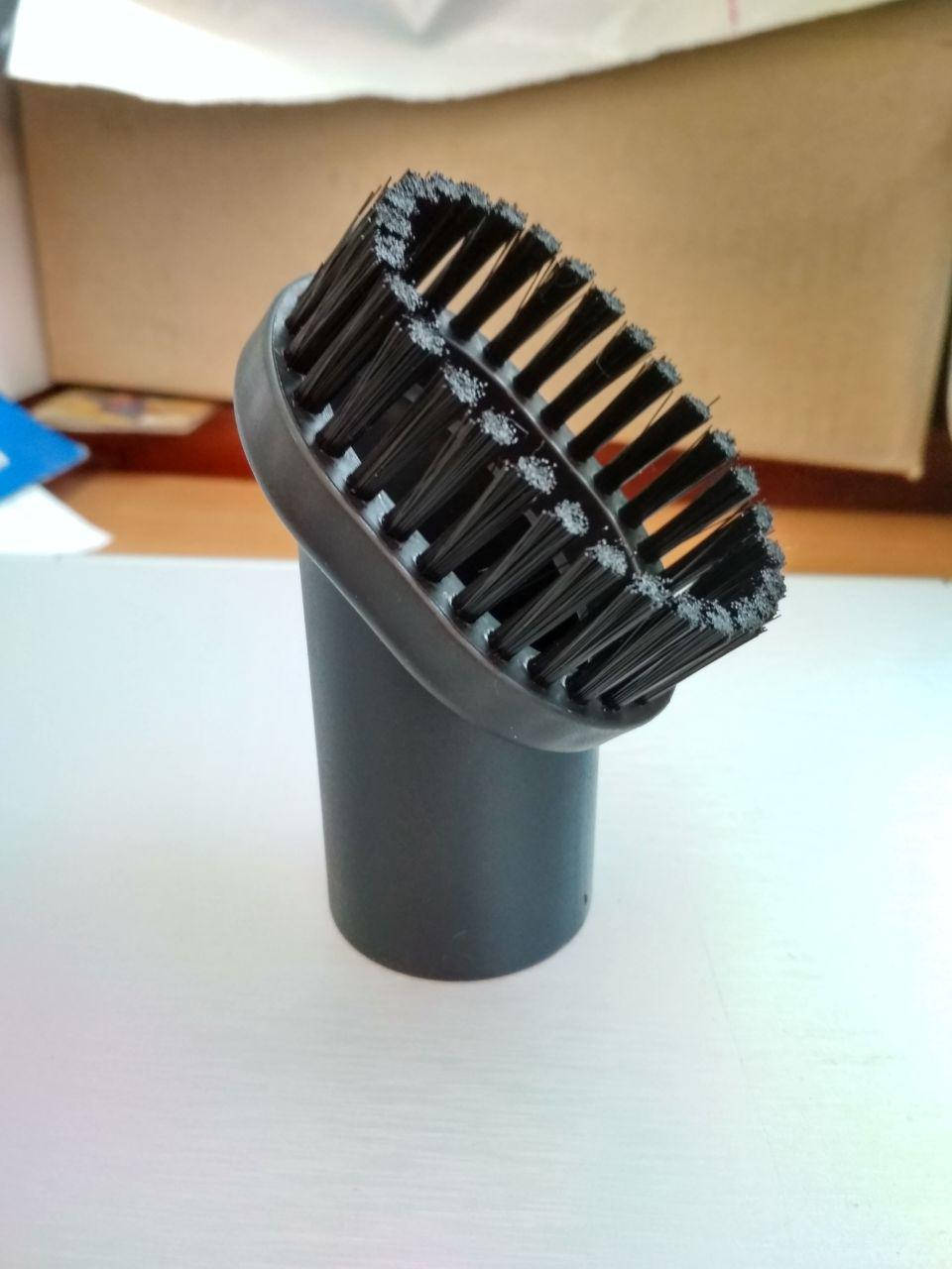 

Насадка-кисть с короткой щетиной овальной формой