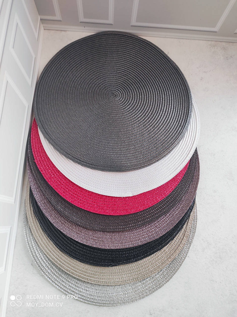 

Салфетки серверовочные под тарелок 38см