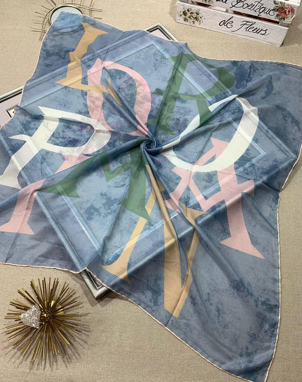 

Палток легкий тонкий весенне-летний Аделия, Серый