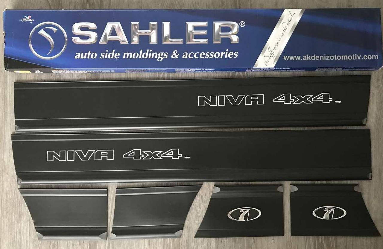 

Молдинги на Ниву ВАЗ 2121-21214 4x4