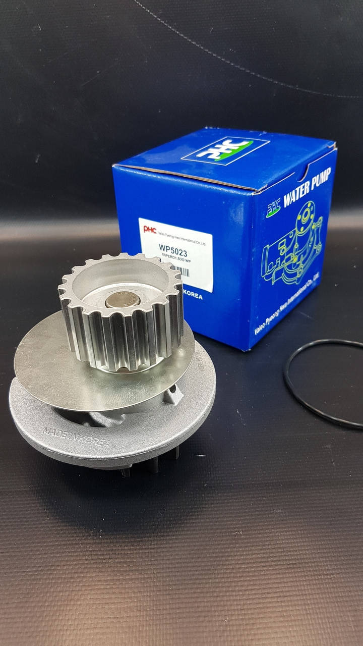 

Насос водяной (помпа) Ланос 1,6, Нексия 1,5 - 1,6 DOHC VALEO Корея
