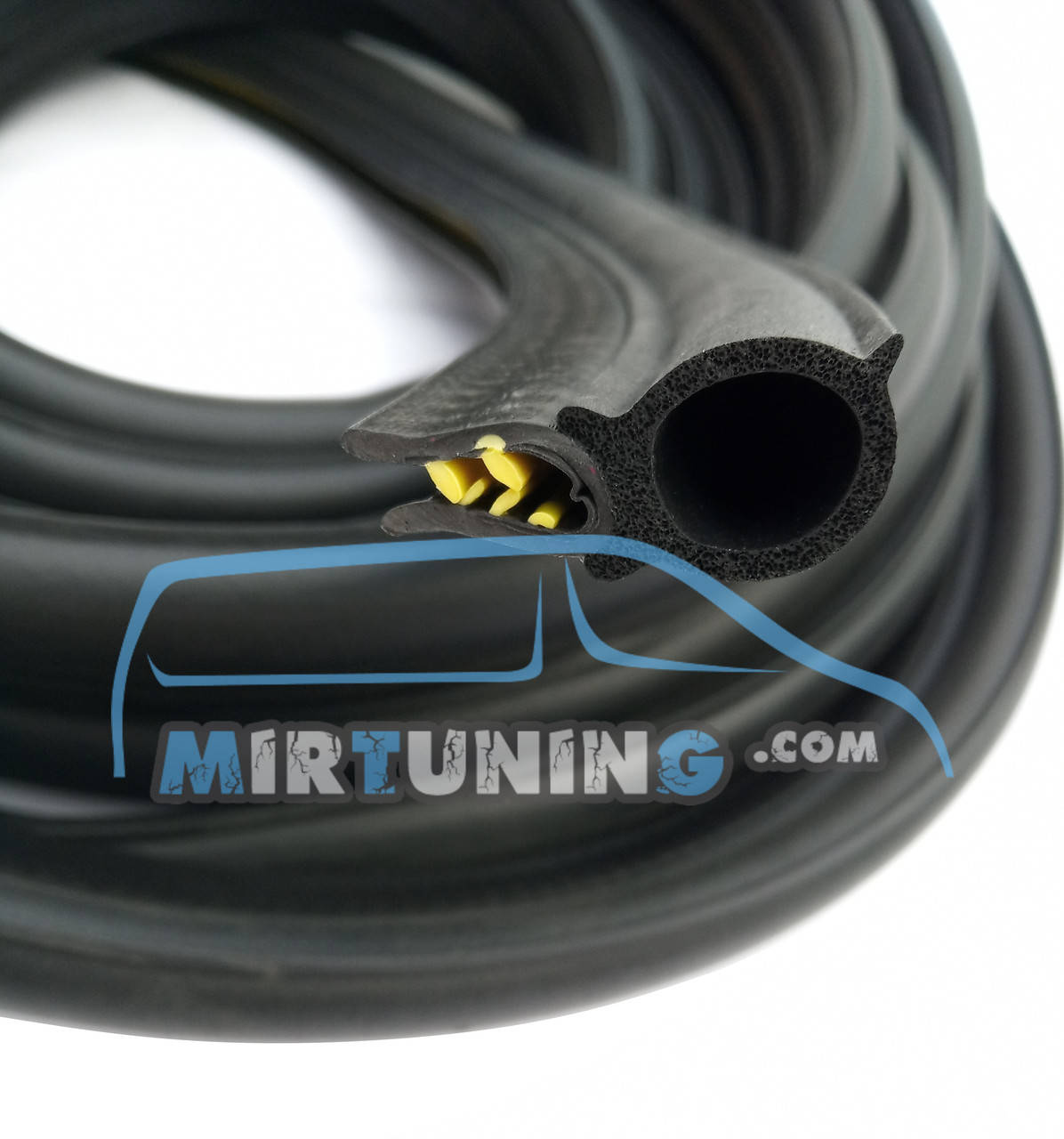 

Уплотнитель задней двери Renault Trafic 2014-2020