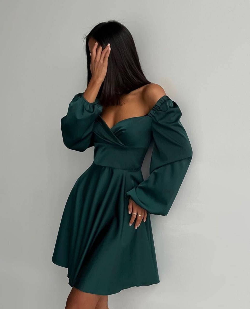 

Женское романтичное платье софт, в черном и бутылочном (темно-зеленом) цвете, 42-44 и 44-46