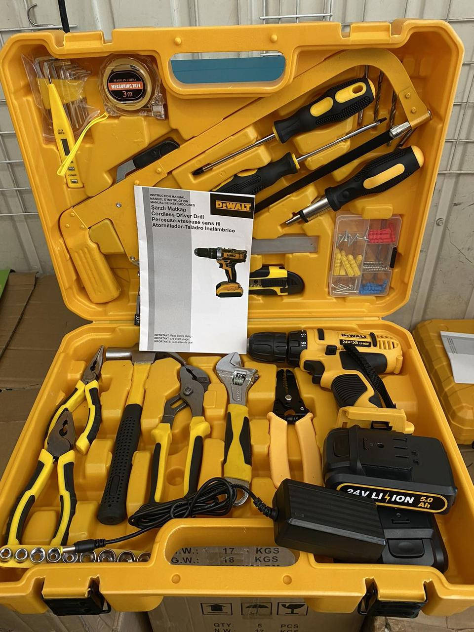 

Аккумуляторный Шуруповерт DeWALT (24V 5A/h Li-Ion) с набором инструментов