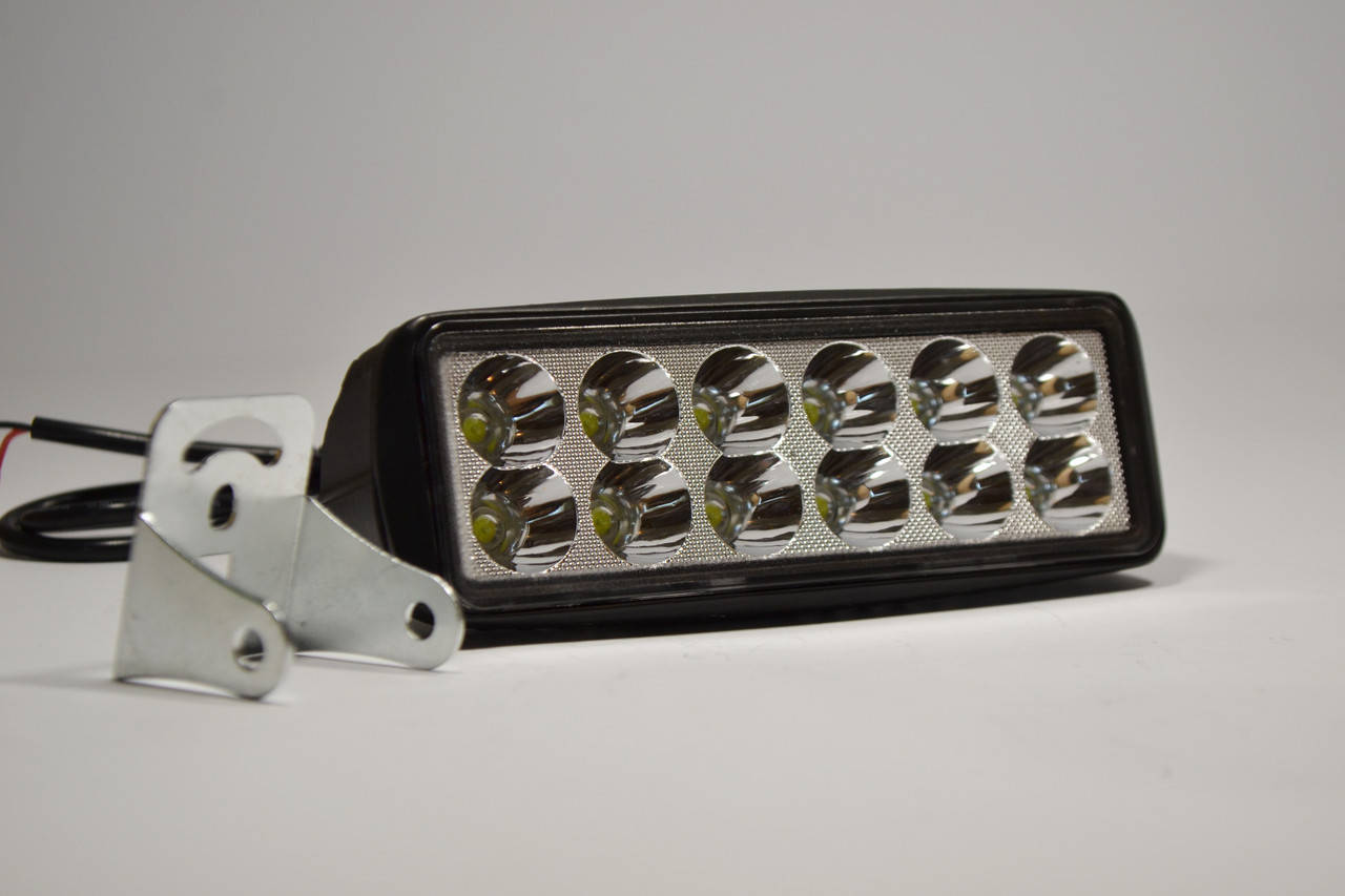 

Светодиодная LED фара робочая 36вт 12диод LED LIGHT BAR ( Лидер )