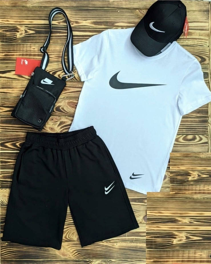 

Мужской летний костюм Nike черно-белый (футболка и шорты)