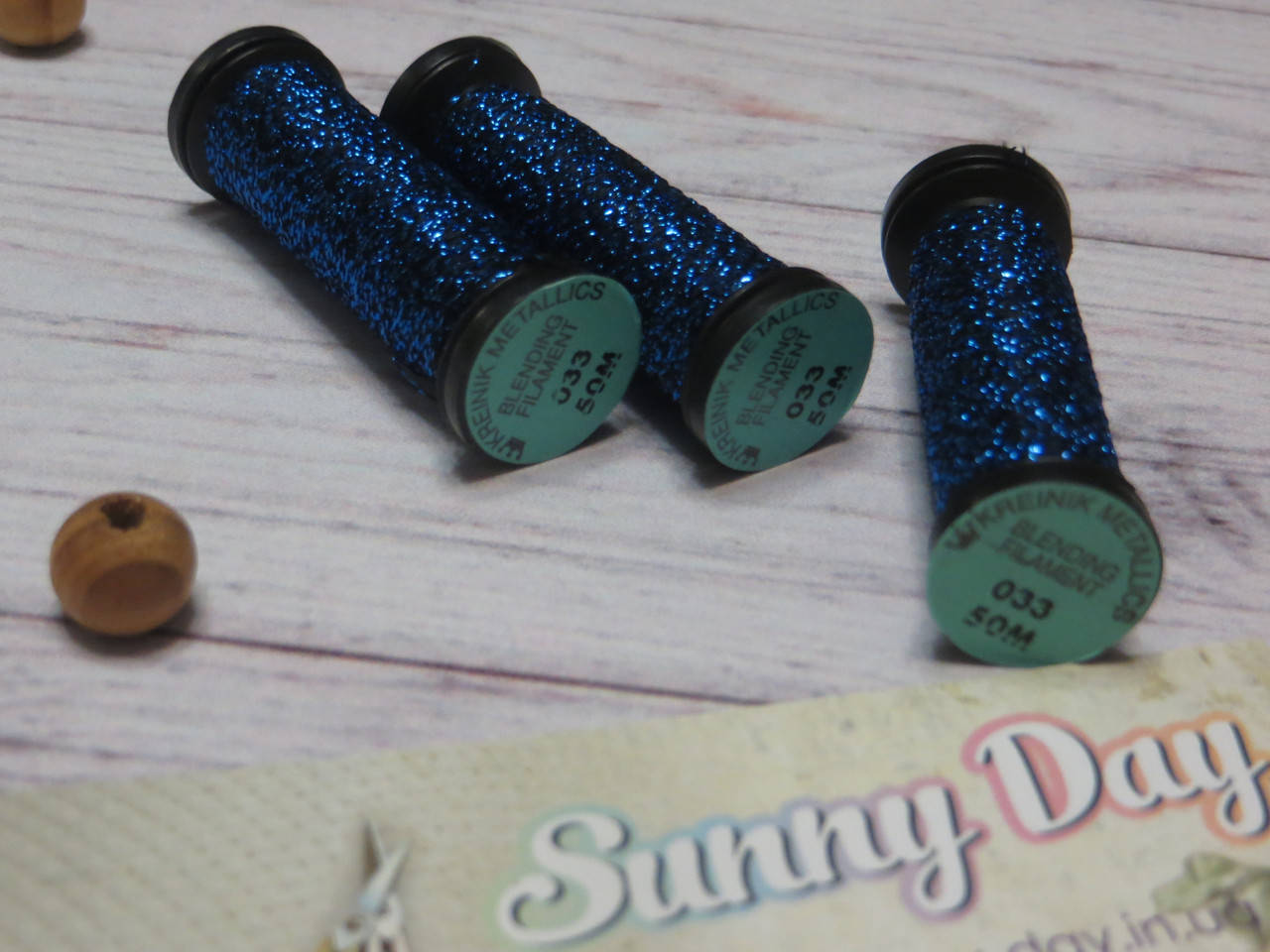 

Kreinik Blending Filament (50 m), цвет 033