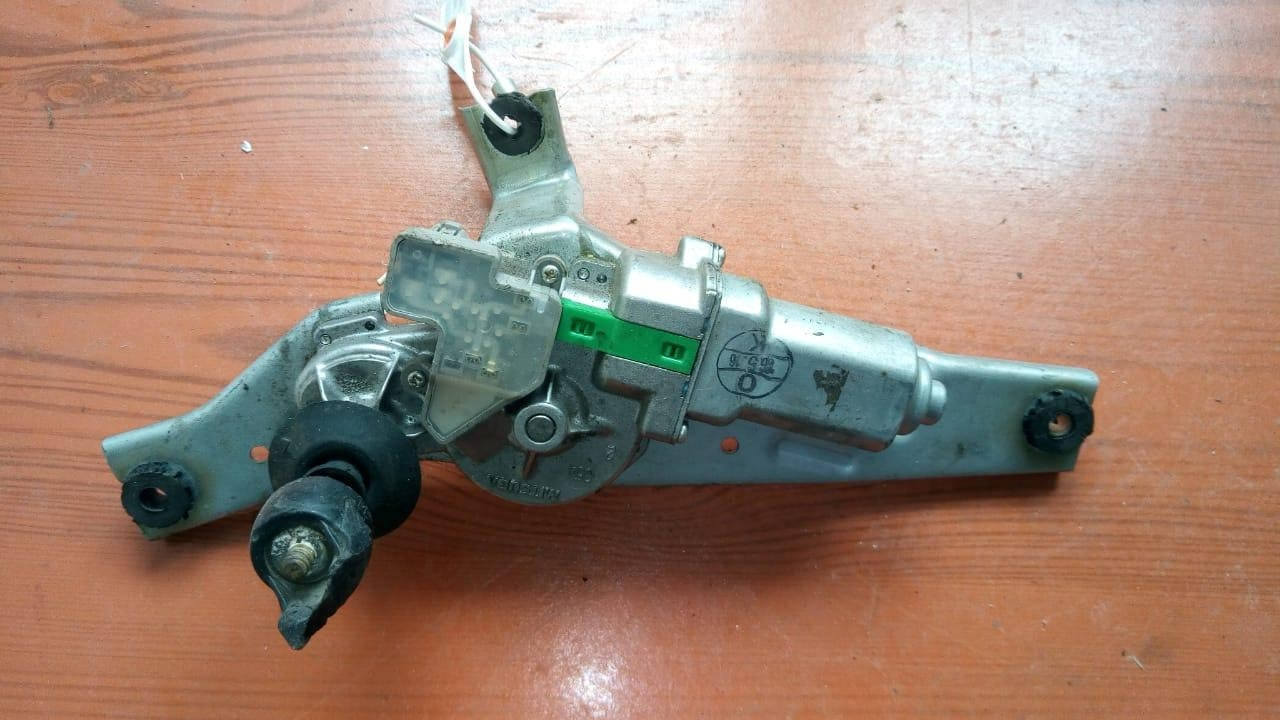 

Моторчик заднего дворника 287109U00B, 287109U00A (89190870) Nissan Note