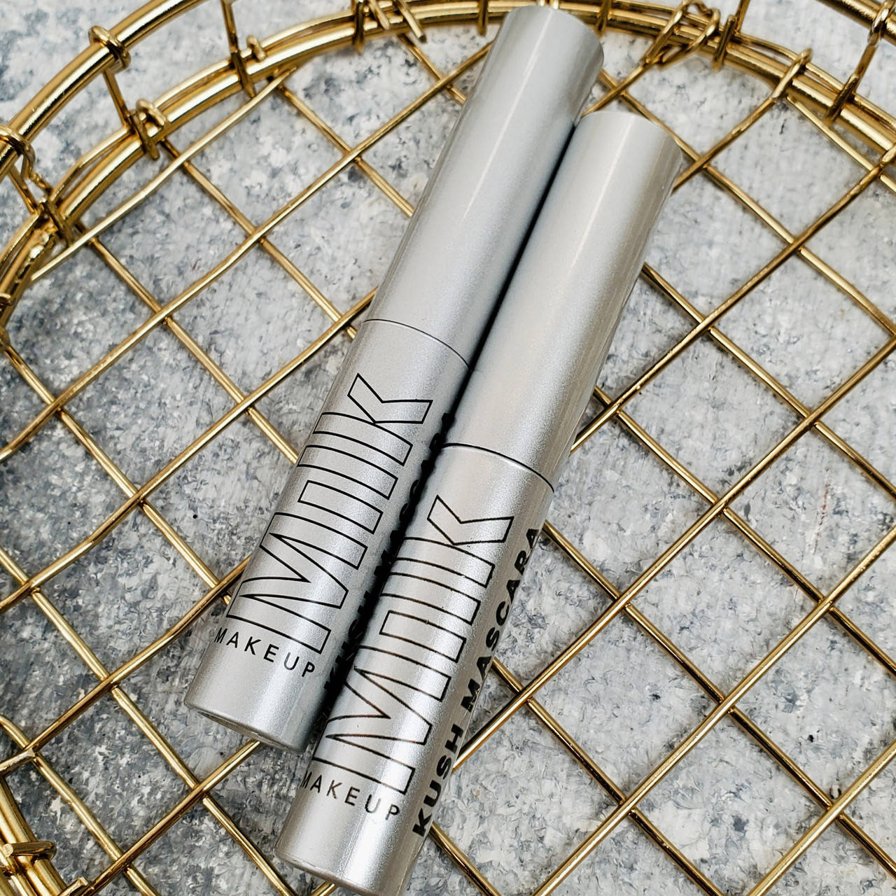 

Объемная тушь Milk Makeup Kush High Volumizing Mascara 3 ml, Черный