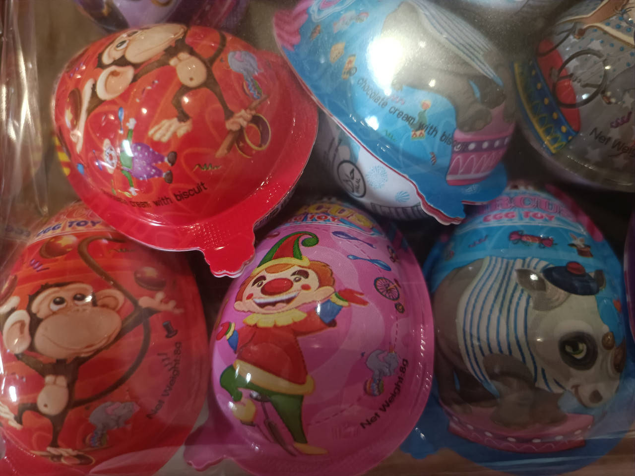 

Яйцо с сюрпризом Джой растущие игрушки